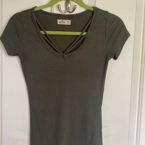 hollister green top (xs)